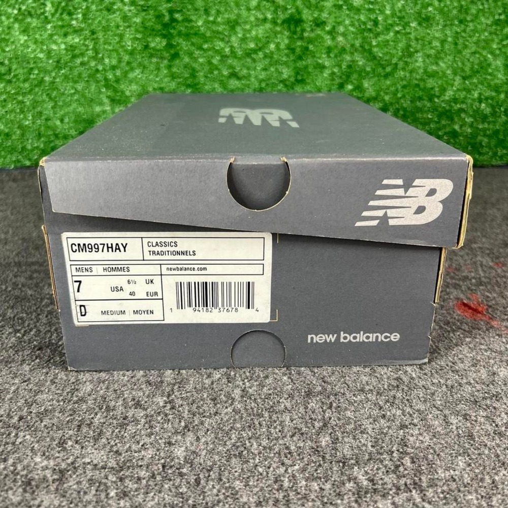 New Balance 997H (Size 7) Like New In Box - Picture 7 of 8